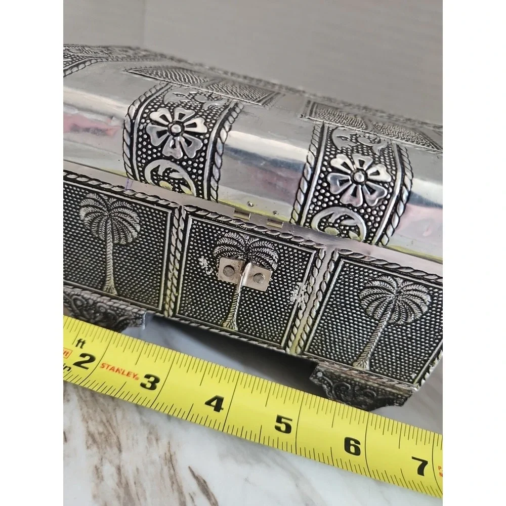 Handmade Silver Tone Metal Trinket Jewelry Box Palm Trees Blue Lining Nautical